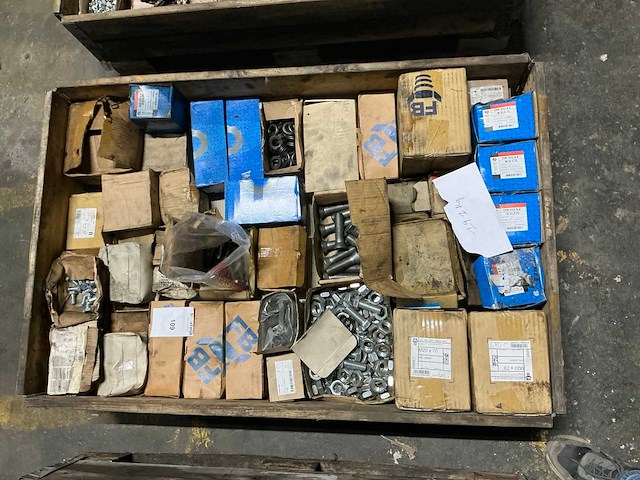 Partij bevestigingsmateriaal - afbeelding 4 van  11