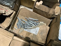 Partij bevestigingsmateriaal - afbeelding 3 van  13