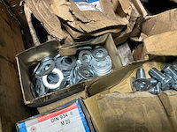 Partij bevestigingsmateriaal - afbeelding 14 van  14