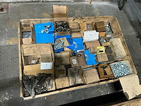 Partij bevestigingsmateriaal - afbeelding 7 van  14