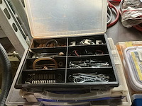 Partij bevestigingsmateriaal - afbeelding 1 van  4