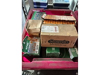 Partij bevestigingsmateriaal - afbeelding 1 van  2