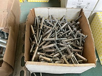 Partij bevestigingsmateriaal - afbeelding 16 van  20