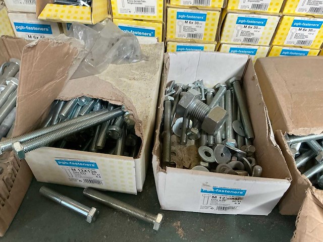 Partij bevestigingsmateriaal - afbeelding 18 van  20