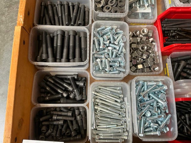Partij bevestigingsmateriaal - afbeelding 3 van  8