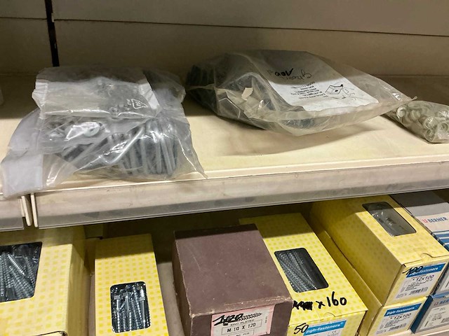 Partij bevestigingsmateriaal - afbeelding 28 van  36