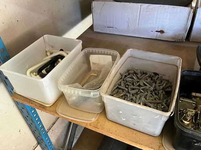 Partij bevestigingsmateriaal - afbeelding 61 van  85