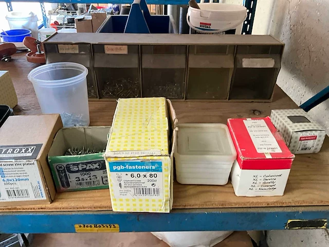 Partij bevestigingsmateriaal - afbeelding 57 van  85