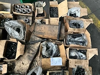 Partij bevestigingsmateriaal - afbeelding 2 van  23