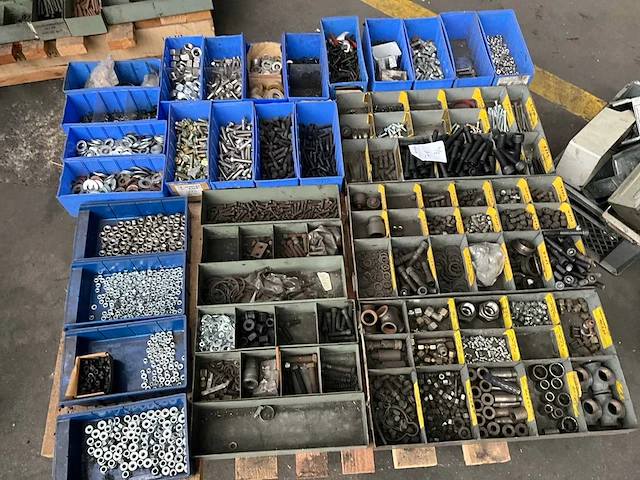Partij bevestigingsmateriaal - afbeelding 4 van  23