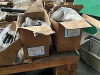 Partij bevestigingsmateriaal - afbeelding 16 van  23