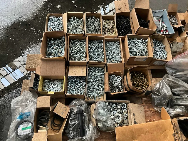 Partij bevestigingsmateriaal - afbeelding 19 van  23