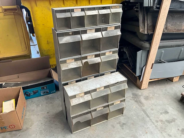 Partij bevestigingsmateriaal - afbeelding 81 van  85