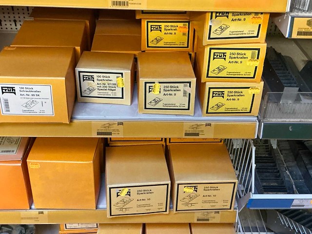 Partij bevestigingsmateriaal - afbeelding 22 van  32