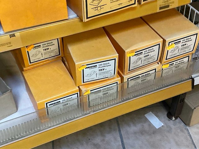 Partij bevestigingsmateriaal - afbeelding 24 van  32