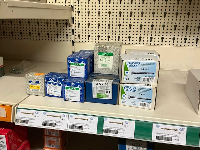 Partij bevestigingsmateriaal - afbeelding 31 van  32