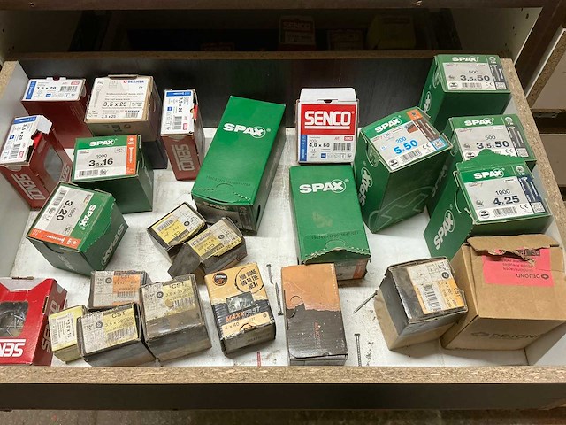 Partij bevestigingsmateriaal - afbeelding 1 van  8