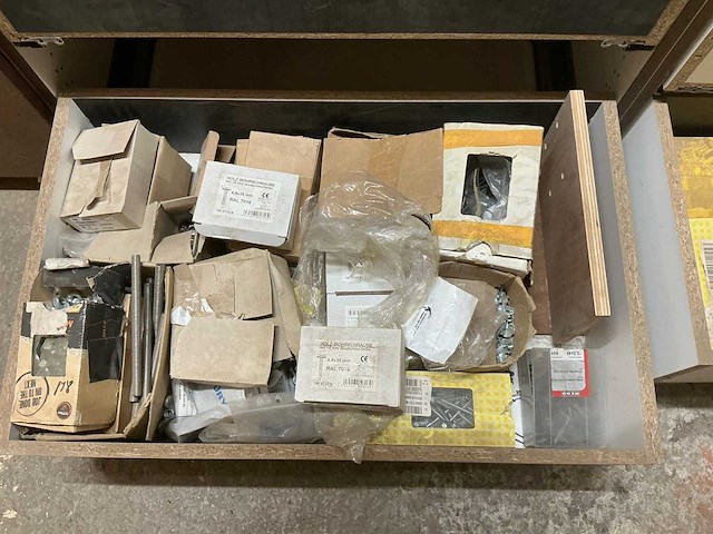 Partij bevestigingsmateriaal - afbeelding 3 van  8