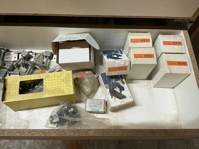 Partij bevestigingsmateriaal - afbeelding 6 van  8