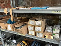 Partij bevestigingsmateriaal - afbeelding 1 van  5