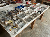 Partij bevestigingsmateriaal - afbeelding 1 van  12