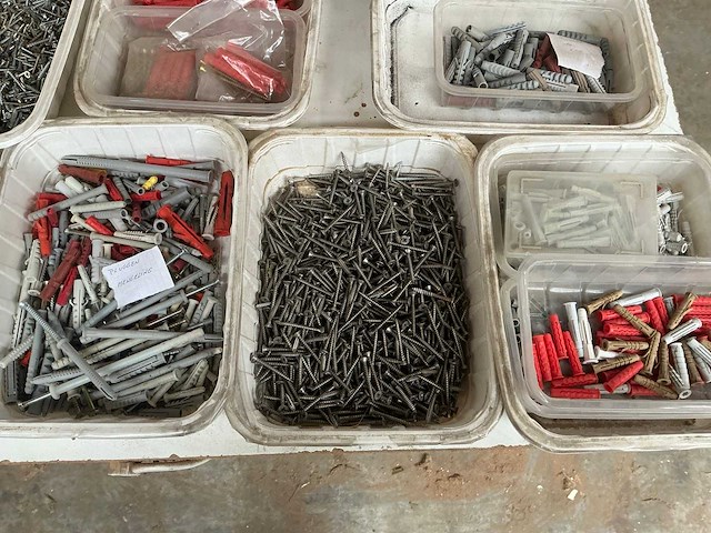 Partij bevestigingsmateriaal - afbeelding 10 van  12