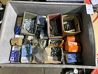 Partij bevestigingsmateriaal - afbeelding 2 van  9