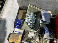 Partij bevestigingsmateriaal - afbeelding 3 van  9