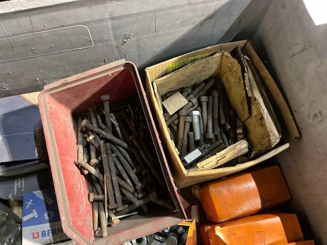 Partij bevestigingsmateriaal - afbeelding 4 van  9