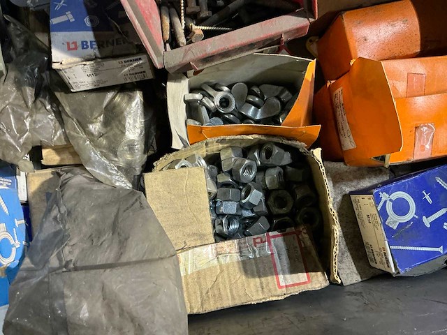 Partij bevestigingsmateriaal - afbeelding 5 van  9