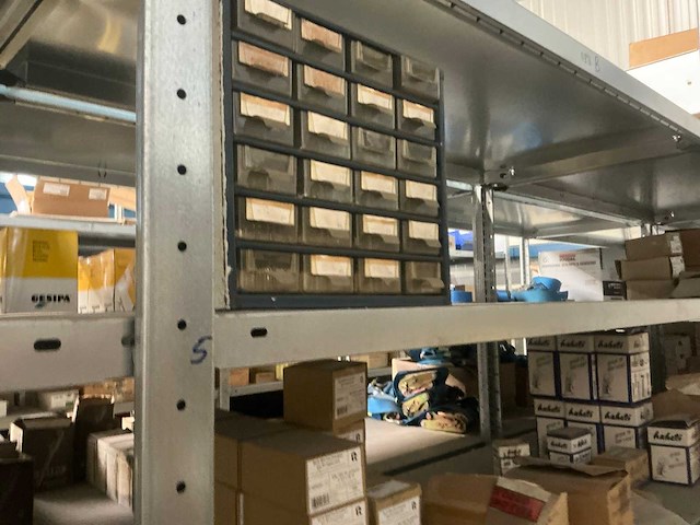 Partij bevestigingsmateriaal - afbeelding 10 van  12