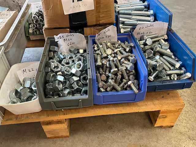 Partij bevestigingsmateriaal - afbeelding 7 van  12