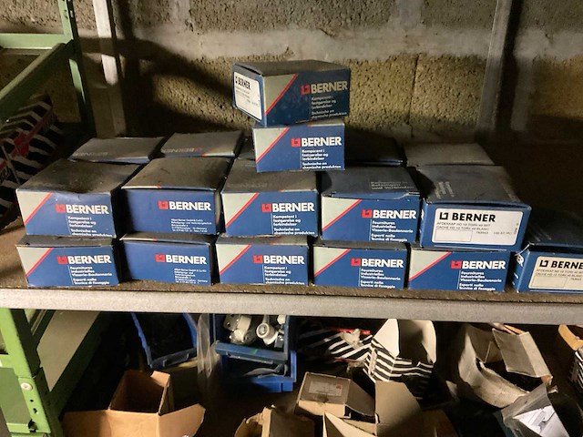 Partij bevestigingsmateriaal - afbeelding 1 van  4