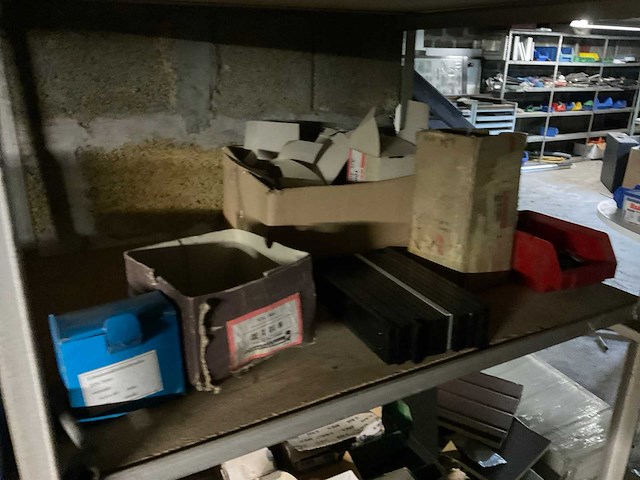 Partij bevestigingsmateriaal - afbeelding 3 van  4