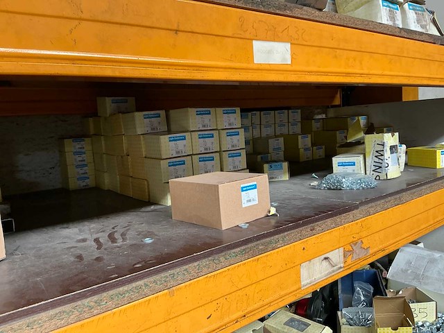 Partij bevestigingsmateriaal - afbeelding 4 van  18