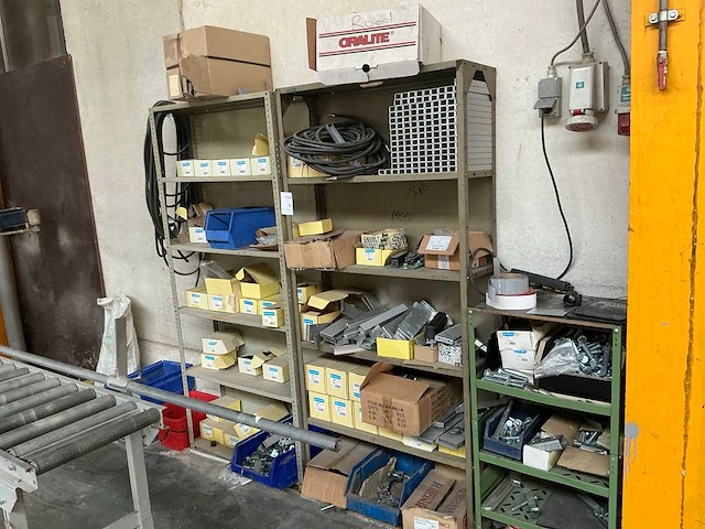 Partij bevestigingsmateriaal - afbeelding 1 van  20