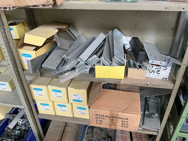 Partij bevestigingsmateriaal - afbeelding 16 van  20