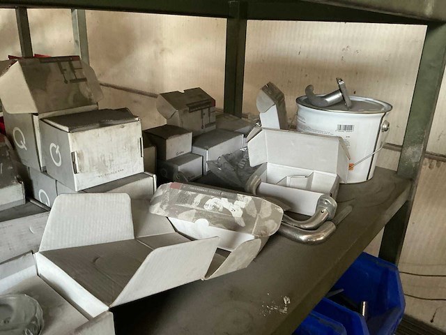 Partij bevestigingsmateriaal - afbeelding 47 van  48