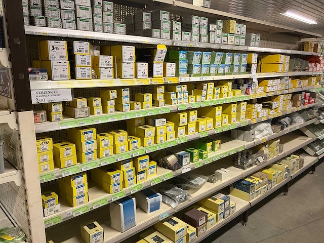 Partij bevestigingsmateriaal - afbeelding 27 van  50