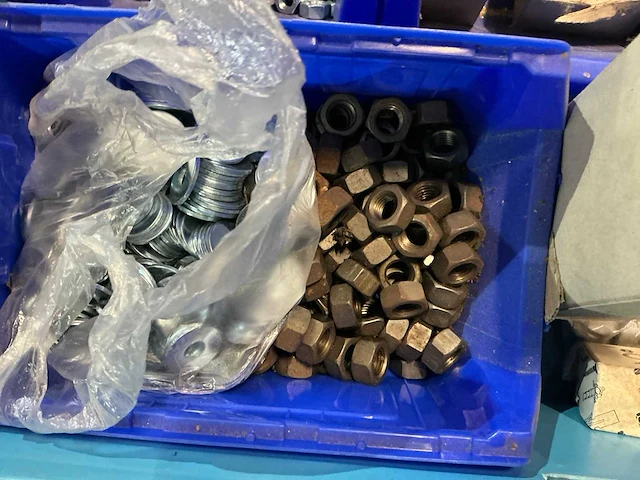 Partij bevestigingsmateriaal - afbeelding 10 van  15