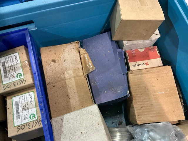 Partij bevestigingsmateriaal - afbeelding 13 van  15