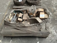 Partij bevestigingsmateriaal - afbeelding 1 van  3