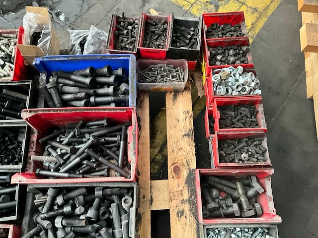 Partij bevestigingsmateriaal - afbeelding 3 van  47