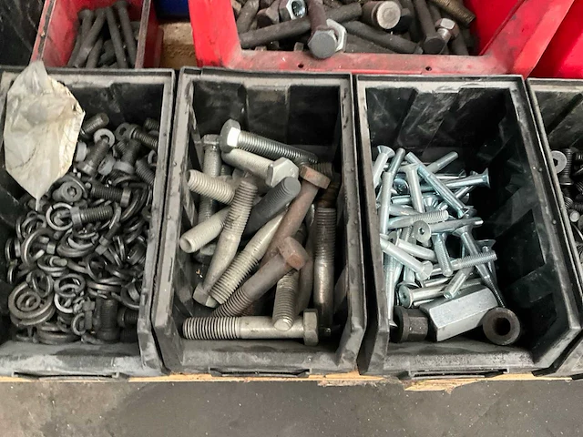 Partij bevestigingsmateriaal - afbeelding 21 van  47