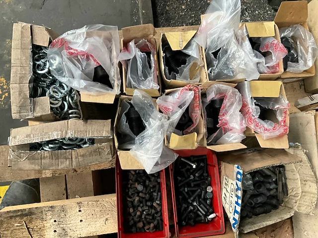 Partij bevestigingsmateriaal - afbeelding 42 van  47