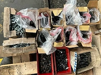 Partij bevestigingsmateriaal - afbeelding 42 van  47