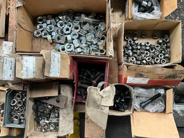 Partij bevestigingsmateriaal - afbeelding 43 van  47