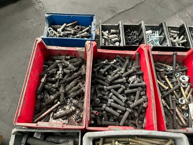 Partij bevestigingsmateriaal - afbeelding 41 van  47