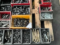 Partij bevestigingsmateriaal - afbeelding 47 van  47