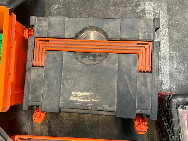 Partij bevestigingsmaterialen en uitvulplaatjes - afbeelding 2 van  22